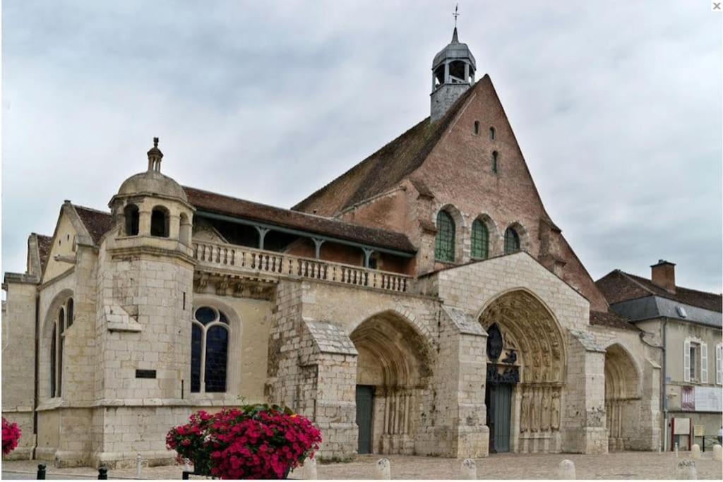 Maison De Ville, Centre De Provins Exteriör bild